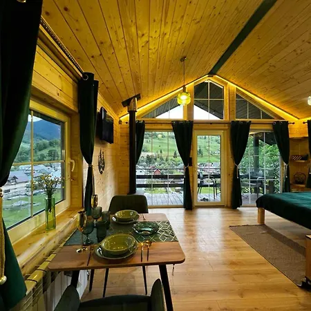 файна хата 4 Ferienhaus *