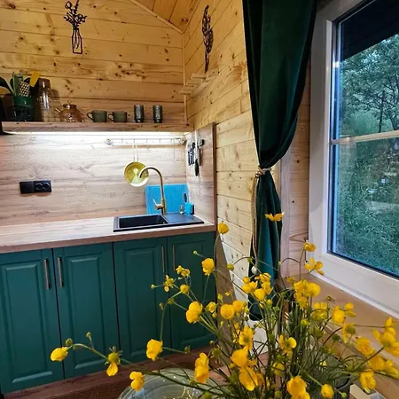 файна хата 4 Ferienhaus Synevyrsʼka Polyana