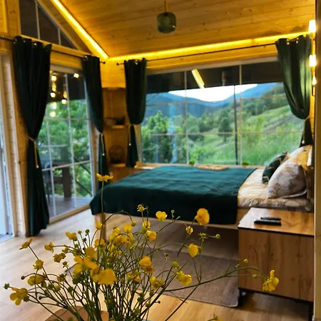 файна хата 4