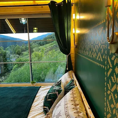 файна хата 4 Synevyrsʼka Polyana